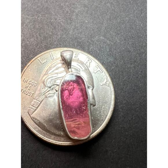 NEW pink/ bi color tourmaline sterling silver pendant 1.28 grams - Picture 3 of 11
